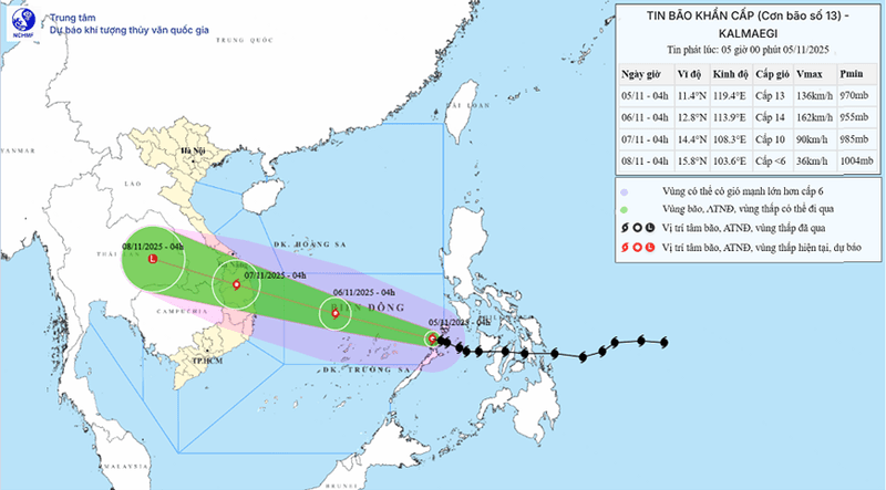 Bão Kalmaegi trở thành cơn bão số 13 trên Biển Đông gây gió giật cấp 17, biển động dữ dội