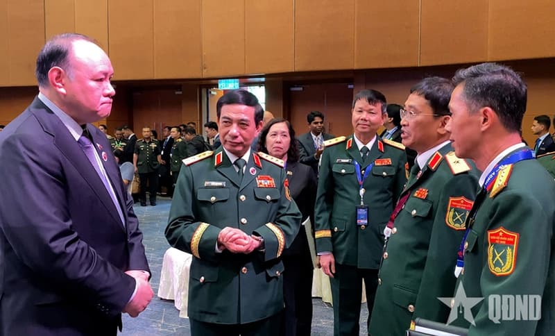 Đại tướng Phan Văn Giang gặp song phương với Bộ trưởng Quốc phòng các nước tham dự ADMM-19 và ADMM+ lần thứ 12