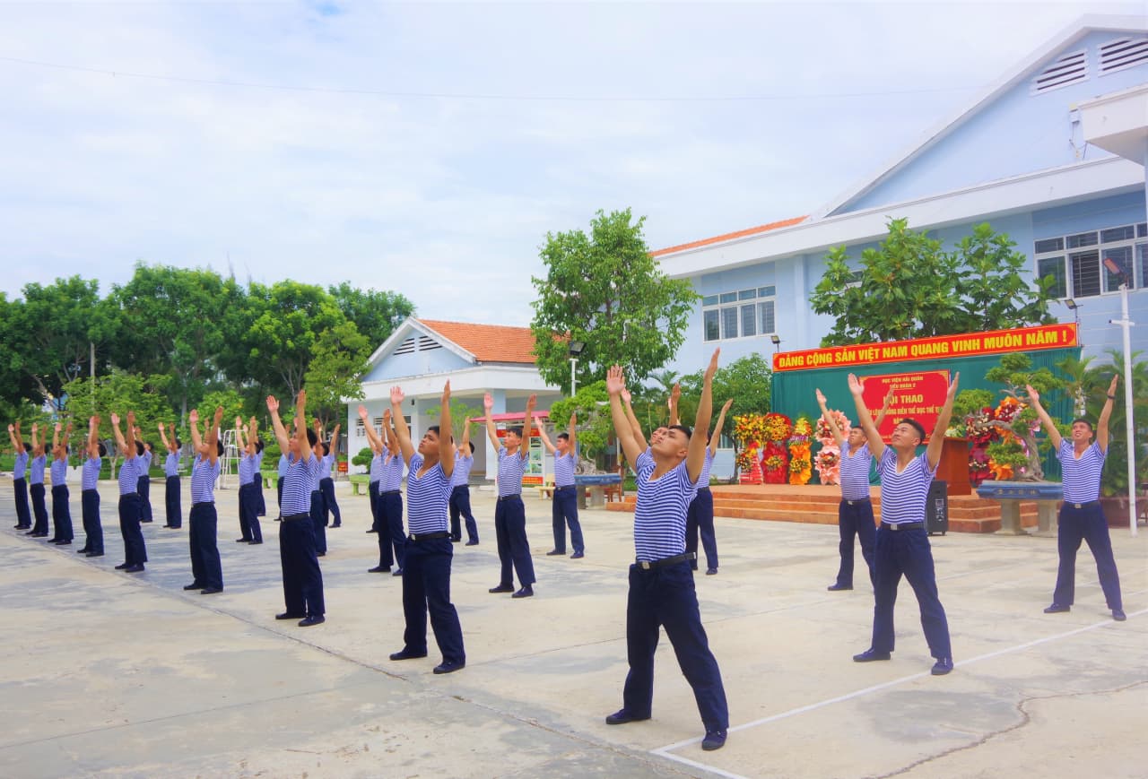 Học viện Hải quân: Hội thao điều lệnh, đồng diễn thể dục thể thao