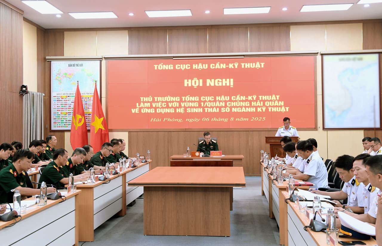 Tổng cục Hậu Cần - Kỹ thuật làm việc với Bộ Tư lệnh Vùng 1 Hải quân