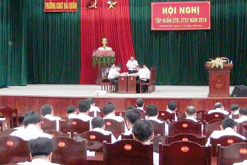 Trường Cao đẳng kỹ thuật Hải quân tập huấn công tác Đảng, công tác chính trị 2019