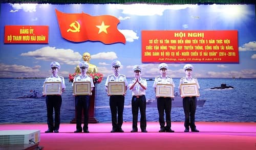 Bộ Tham mưu Hải quân: Sơ kết 5 năm thực hiện Cuộc vận động “Phát huy truyền thống, cống hiến tài năng, xứng danh Bộ đội Cụ Hồ - Người chiến sĩ Hải quân”
