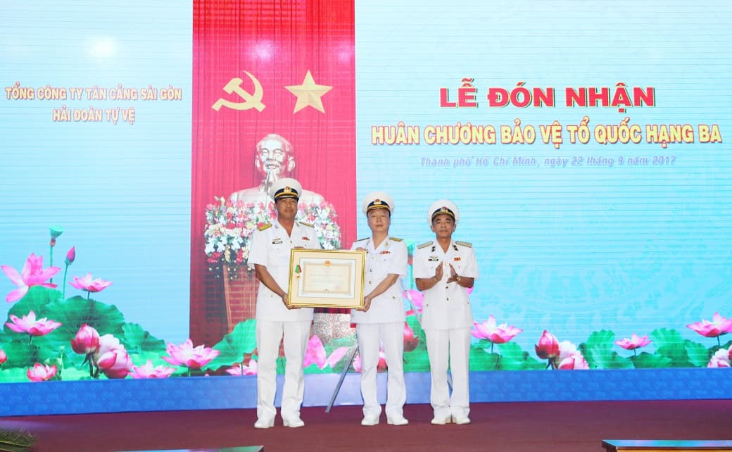Hải đoàn Tự vệ Tổng công ty Tân Cảng Sài Gòn: Đón nhận Huân chương Bảo vệ Tổ quốc hạng Ba