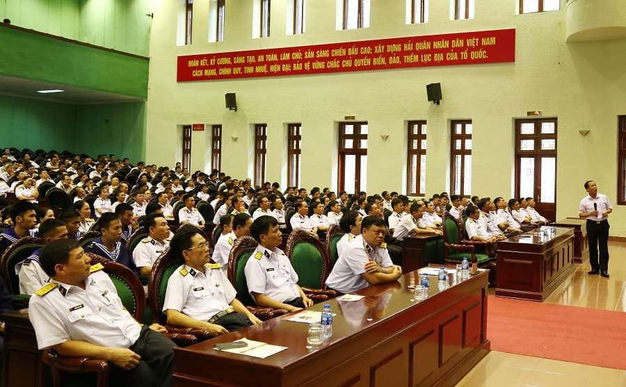 Cơ quan Bộ Tư lệnh Hải quân: Truyền thông phòng chống tác hại của thuốc lá
