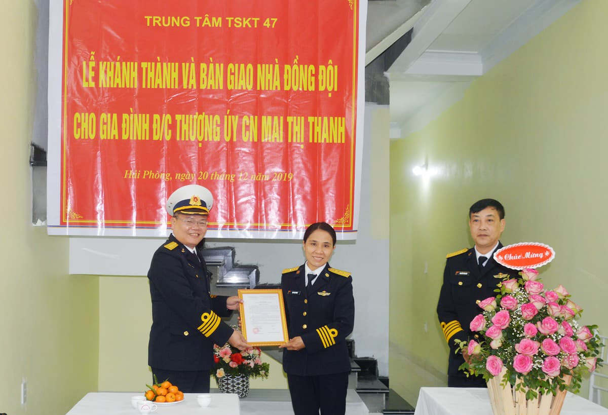 Trung tâm 47 khánh thành và bàn giao nhà đồng đội