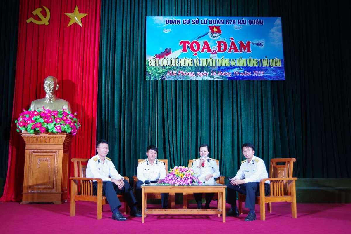 Đoàn cơ sở Lữ đoàn 679, Vùng 1 Hải quân: Tọa đàm “Biển, đảo quê hương và truyền thống 44 năm Vùng 1 Hải quân”