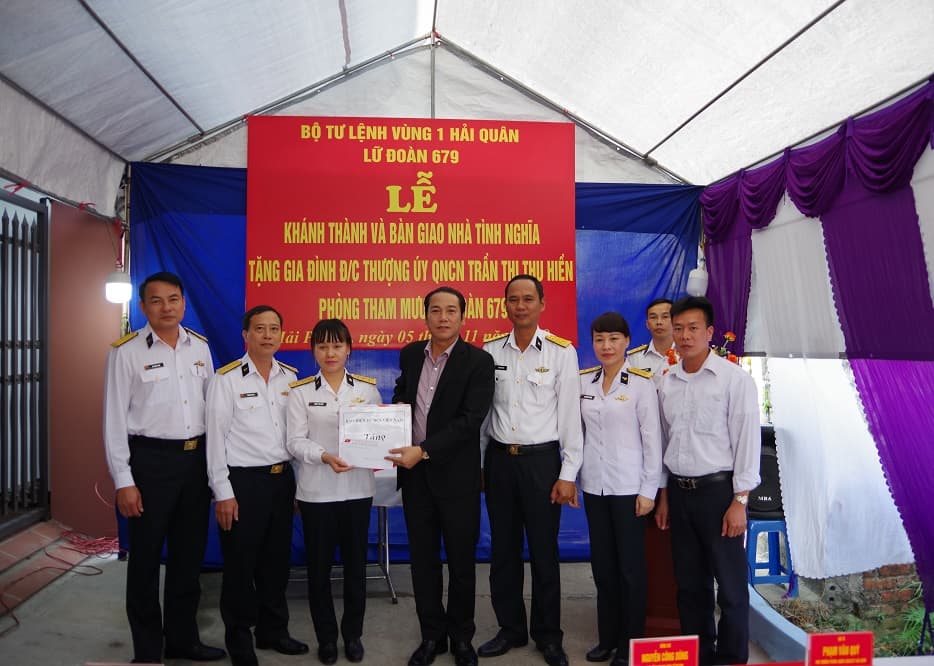 Lữ đoàn 679 khánh thành và bàn giao Nhà tình nghĩa