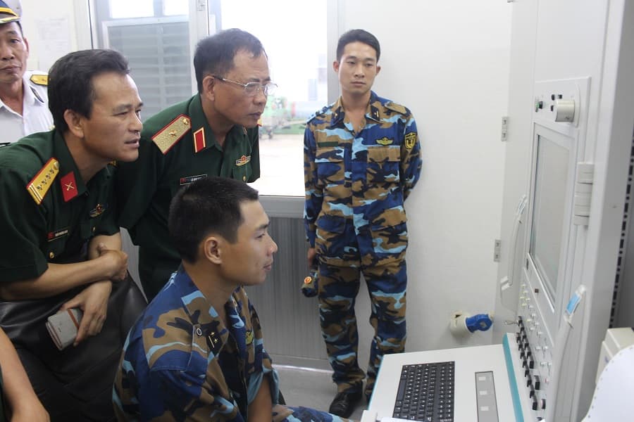 Kiểm tra, đánh giá chất lượng vũ khí, trang bị kỹ thuật tại Lữ đoàn 681