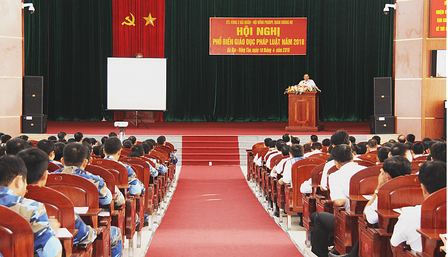Vùng 2 Hải quân: Hội nghị phổ biến giáo dục pháp luật năm 2018