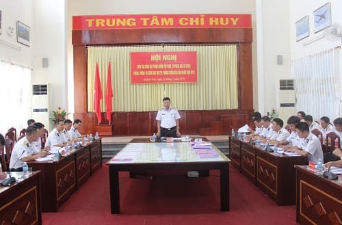 Ban Chỉ đạo 1389 Quân chủng kiểm tra tại Lữ đoàn tàu ngầm 189