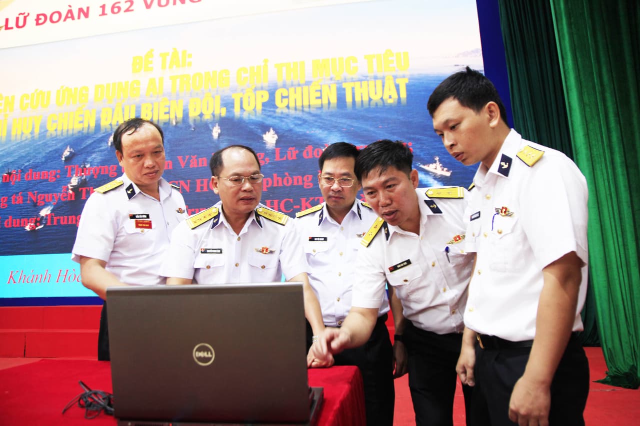 Lữ đoàn 162 báo cáo tiến độ thực hiện đề tài sáng kiến, sáng chế năm 2026