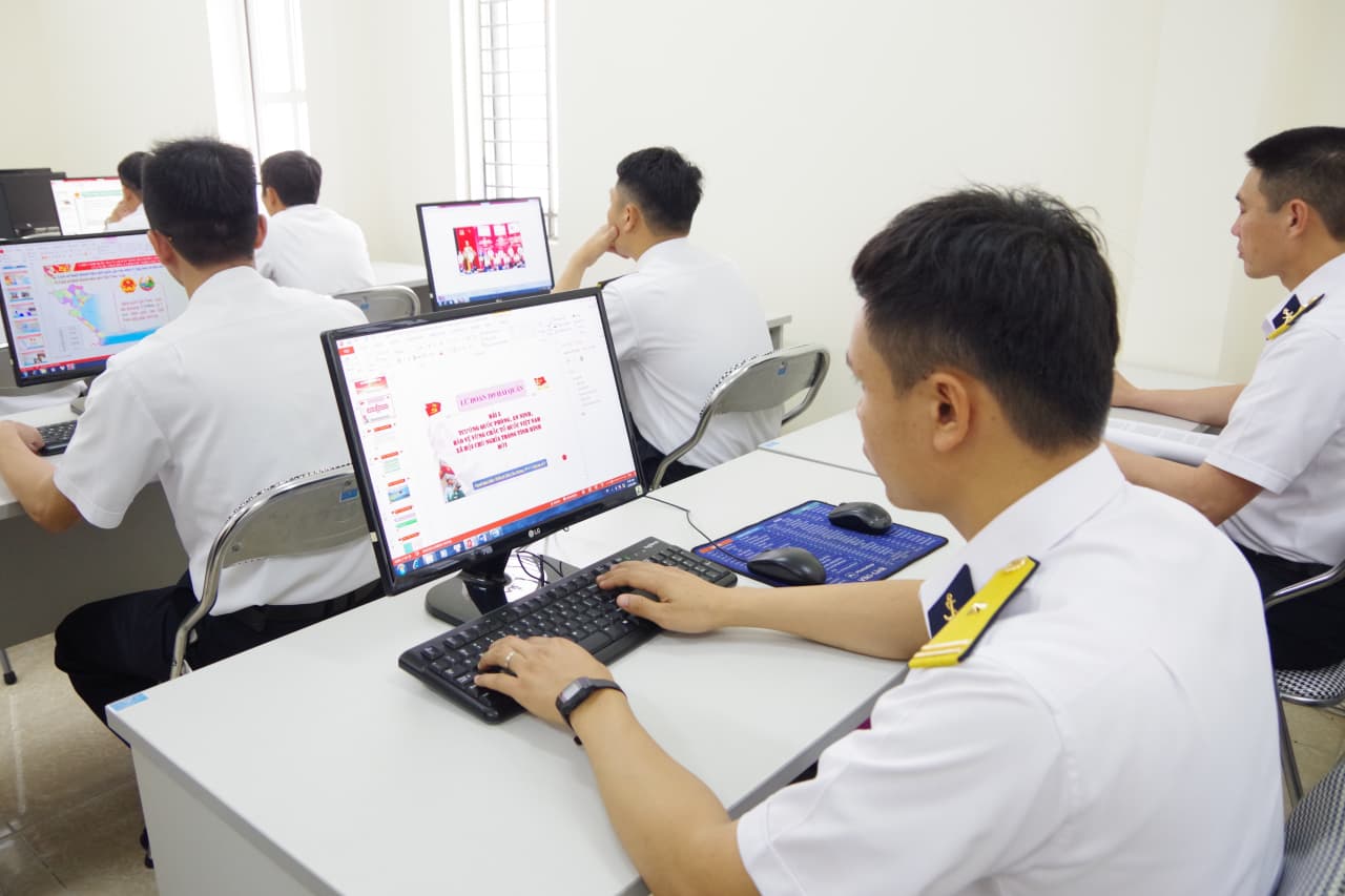 Lữ đoàn 189 nâng cao chất lượng hoạt động công tác đảng, công tác chính trị