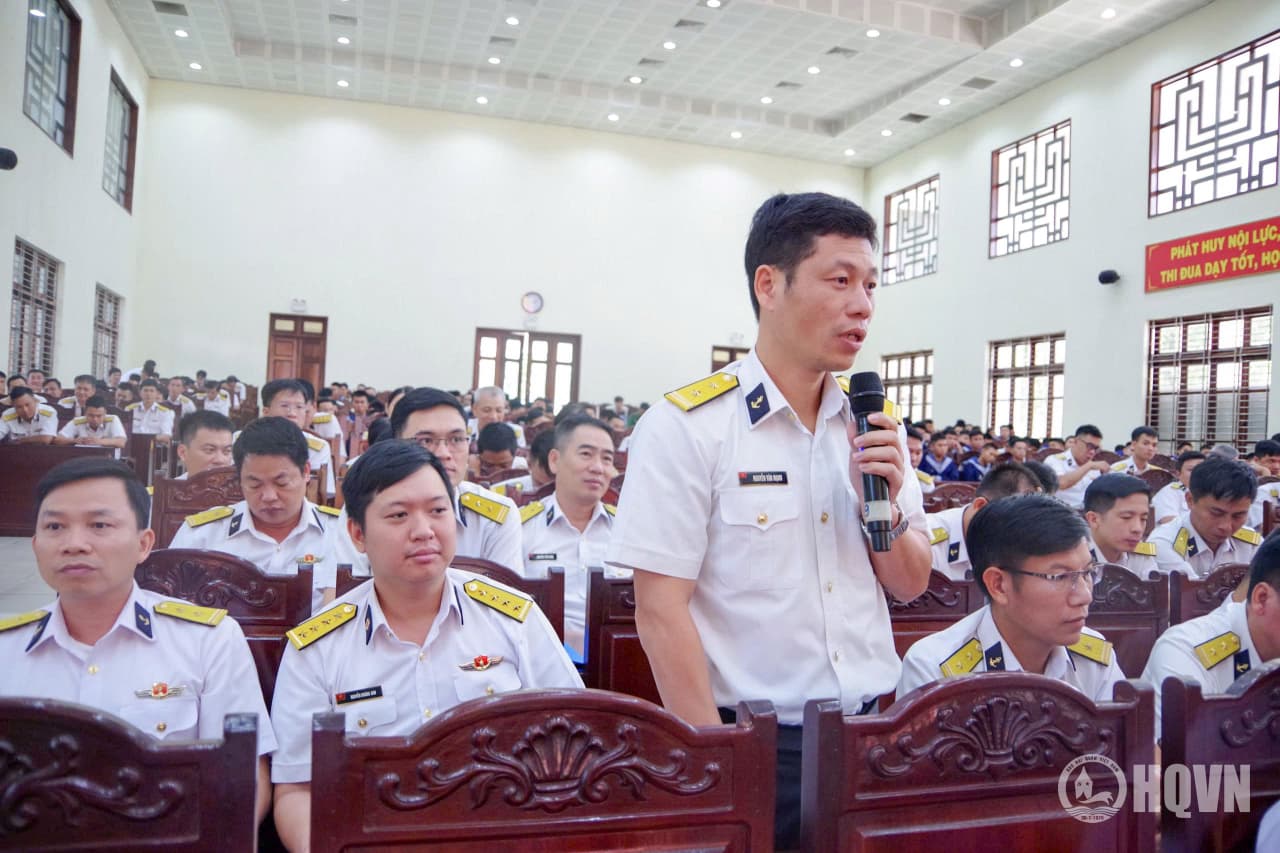 Trường Cao đẳng Kỹ thuật Hải quân đối thoại dân chủ Quý II năm 2026