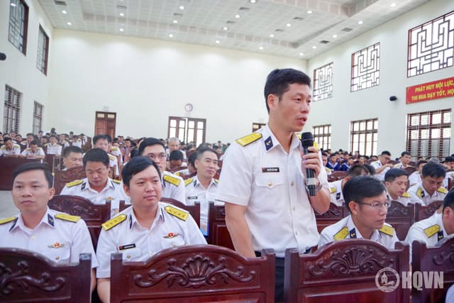 Trường Cao đẳng Kỹ thuật Hải quân đối thoại dân chủ Quý II năm 2026
