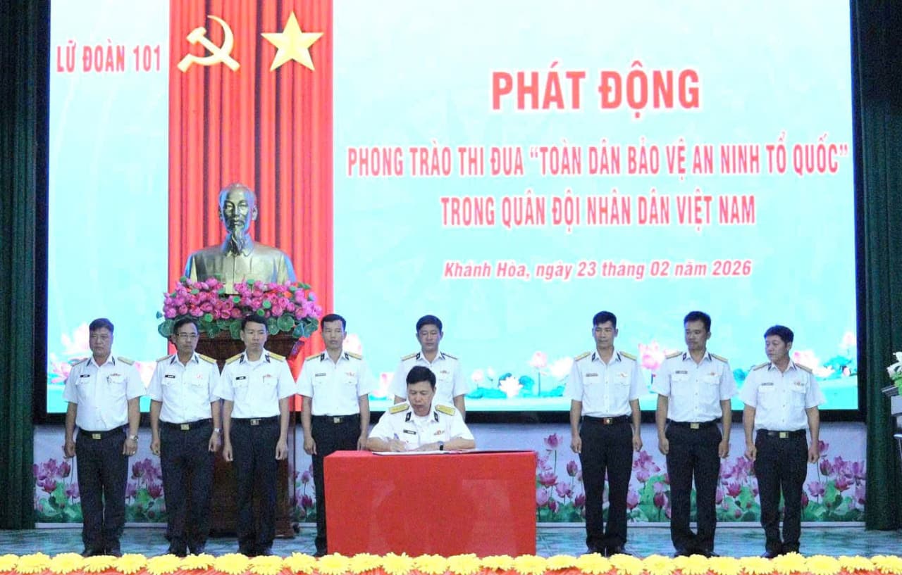Lữ đoàn 101 phát động phong trào “Toàn dân bảo vệ an ninh Tổ quốc”