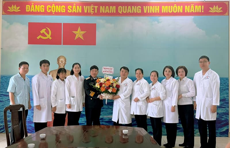 Bộ Tư lệnh Vùng 1 gặp mặt, chúc mừng Ngày Thầy thuốc Việt Nam