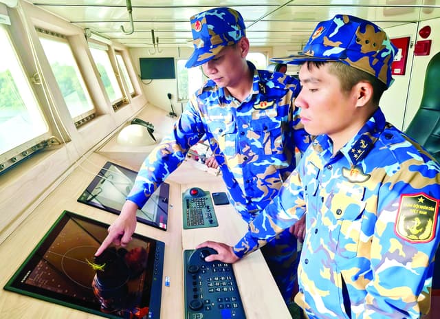 Thuyền trưởng tàu vận tải tiêu biểu xuất sắc