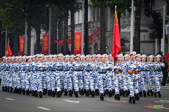 Giữ vững tầm nhìn trăm năm từ sức mạnh Quân đội nhân dân