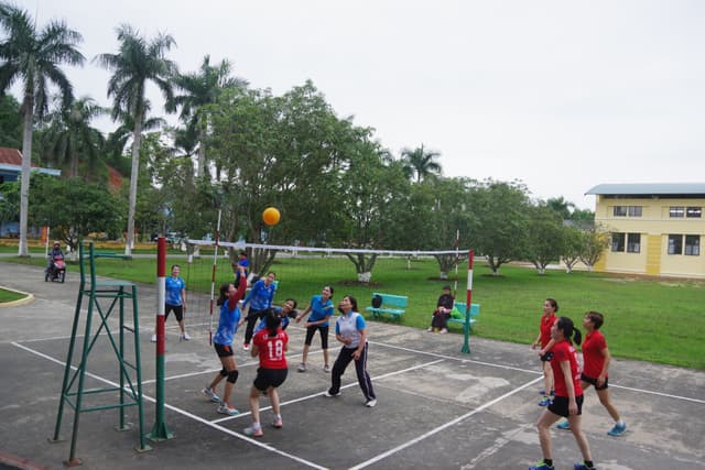 Lữ đoàn 170: Nhiều hoạt động ý nghĩa nhân Ngày quốc tế phụ nữ 8/3