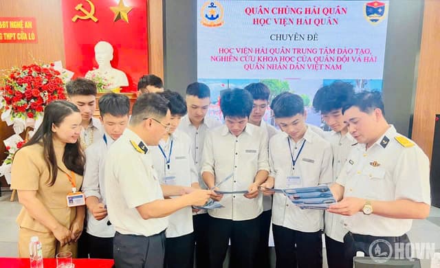 Lữ đoàn 169 tuyên truyền biển đảo, thu hút nguồn lực tại Nghệ An