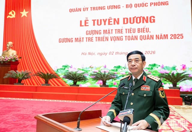 Đại tướng Phan Văn Giang dự Lễ tuyên dương Gương mặt trẻ tiêu biểu toàn quân năm 2025