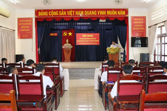 Kho 711 thực hiện tốt nhiệm vụ huấn luyện, xây dựng chính quy, quản lý kỷ luật