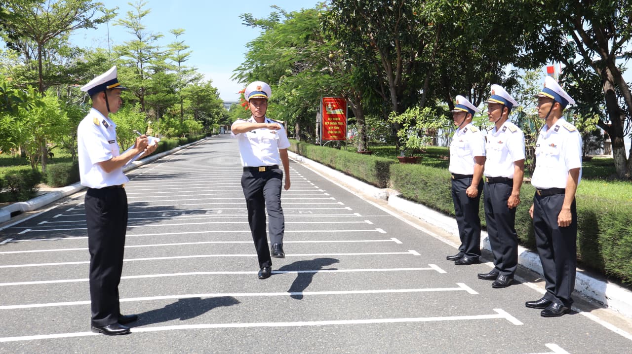 Lữ đoàn 189 kiểm tra đơn vị vững mạnh toàn diện 6 tháng đầu năm 2026