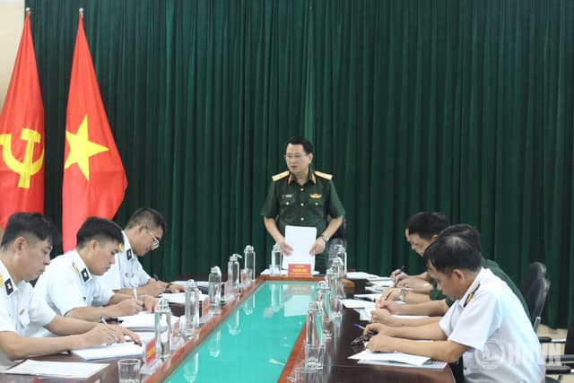 Đoàn công tác Cục Cứu hộ - Cứu nạn kiểm tra Kho 703