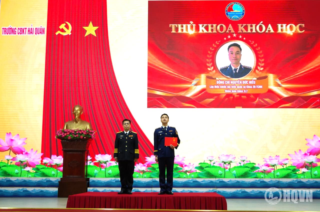 Trường Cao đẳng Kỹ thuật Hải quân tổ chức Lễ tốt nghiệp các khóa trung cấp năm 2026