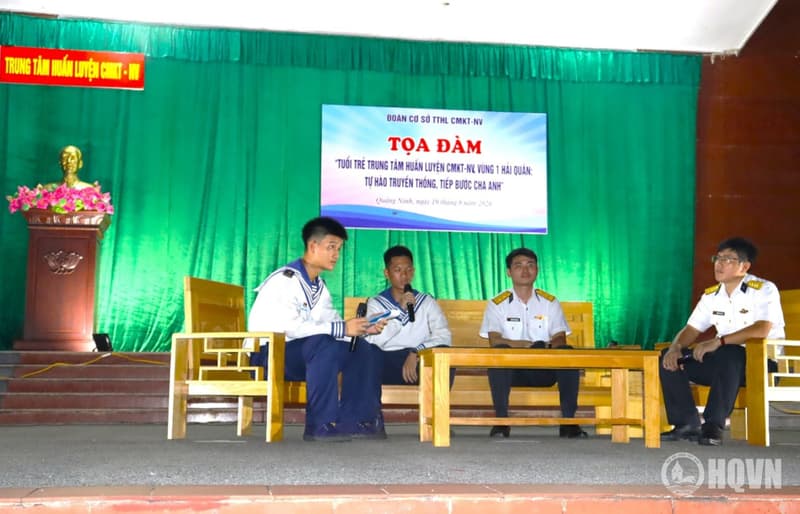Trung tâm Huấn luyện CMKT-NV Vùng 1 tọa đàm thanh niên
