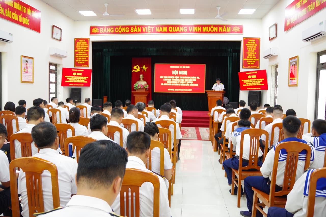 Trung đoàn 151 nâng cao chất lượng giáo dục chính trị, tư tưởng