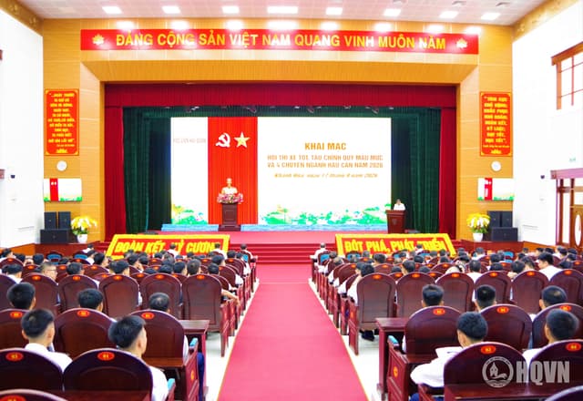 Học viện Hải quân: Hội thi xe tốt, tàu chính quy mẫu mực