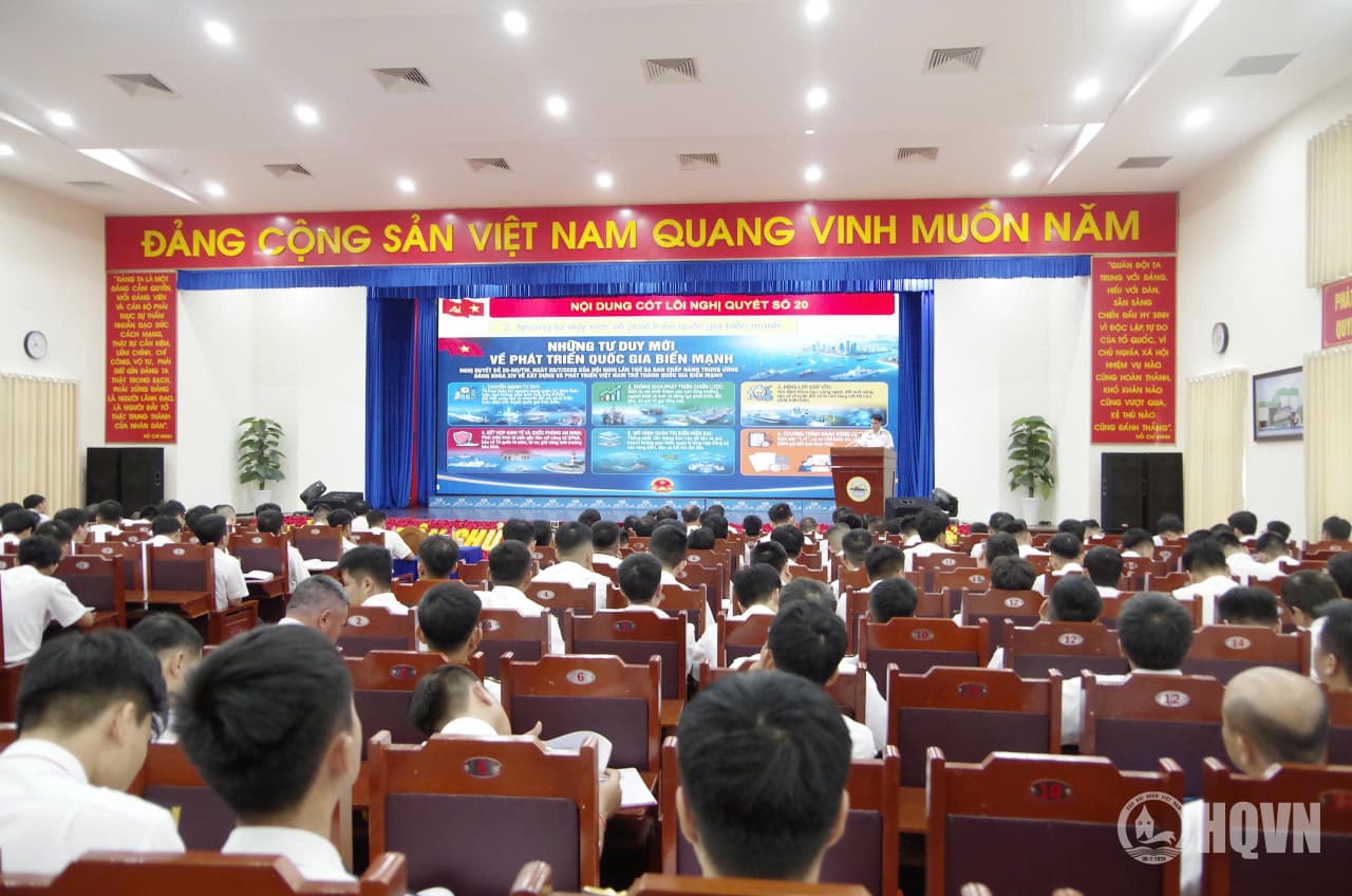Nhà máy X52 nghiên cứu, học tập, quán triệt Nghị quyết Hội nghị Trung ương ba