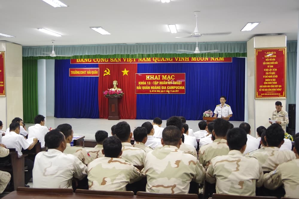 Khai giảng lớp bồi dưỡng kỹ thuật nghiệp vụ cho học viên Cam-pu-chia