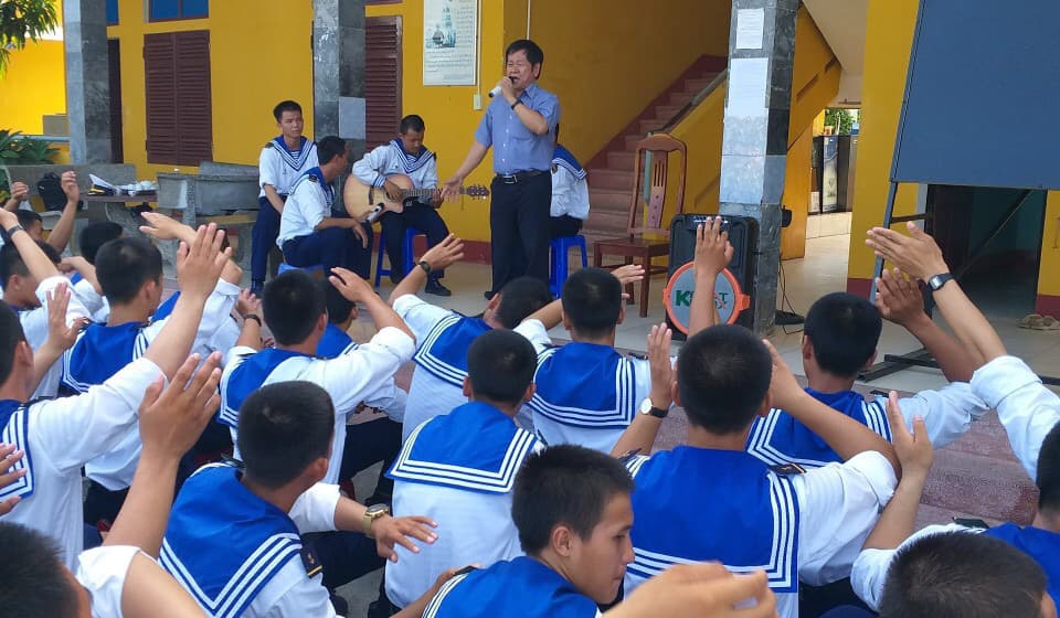 Đoàn văn nghệ sĩ thâm nhập, sáng tác về đề tài “Bộ đội Cụ Hồ - Người chiến sĩ Hải quân” tại Vùng 4