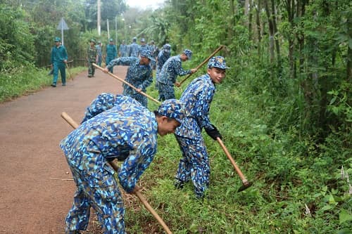 Vùng 2 Hải quân chung sức xây dựng nông thôn mới