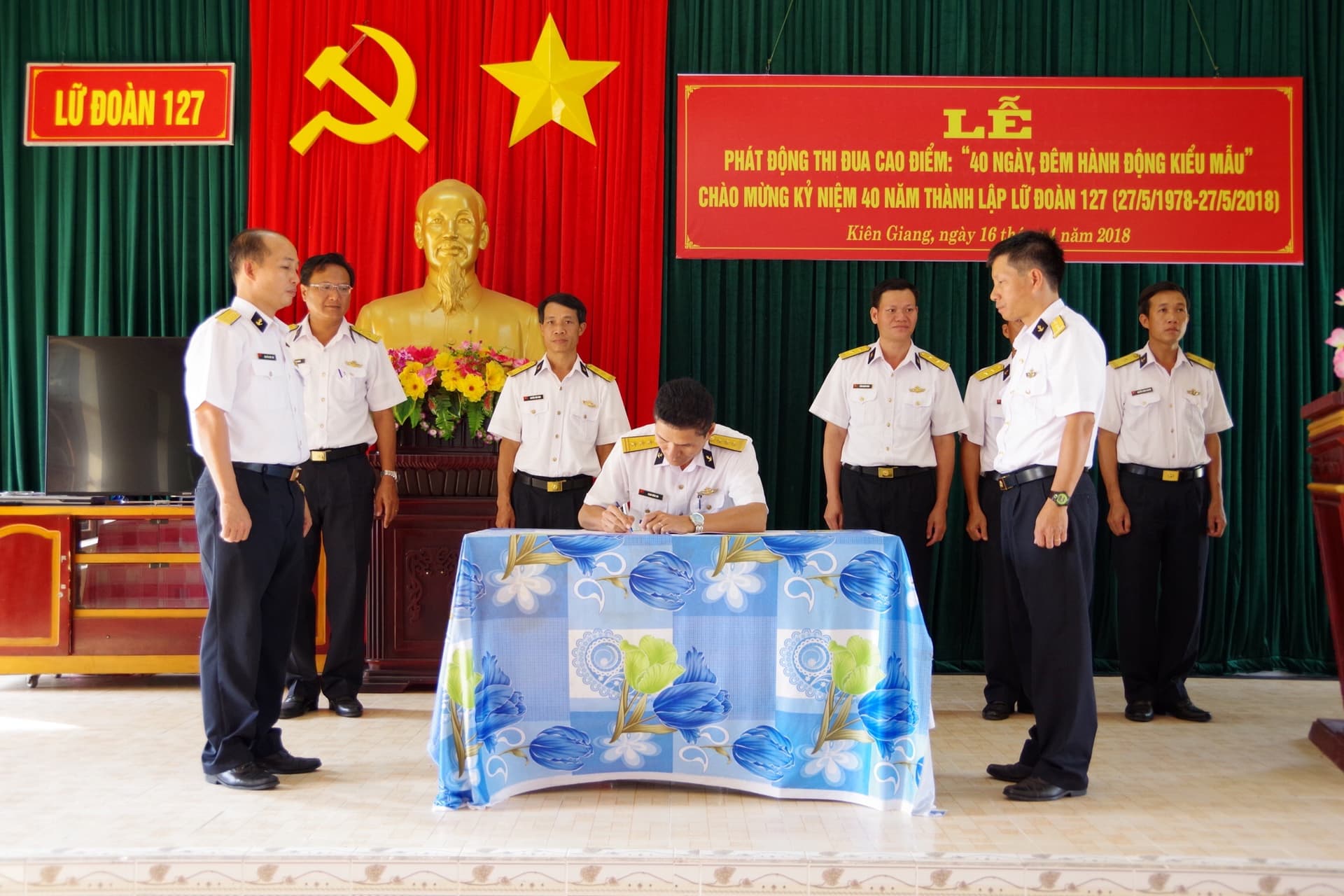 Lữ đoàn 127 phát động thi đua cao điểm "40 ngày đêm hành động kiểu mẫu"