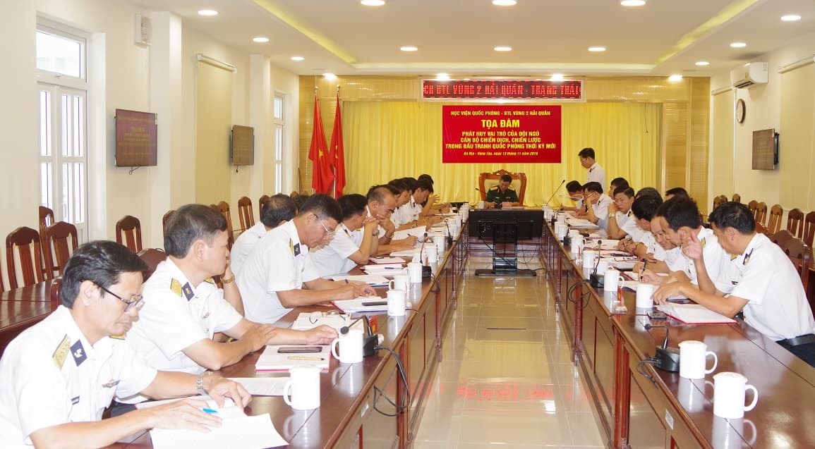 Học viện Quốc phòng và Bộ Tư lệnh Vùng 2 Hải quân: Tọa đàm về vai trò của đội ngũ cán bộ trong đấu tranh quốc phòng