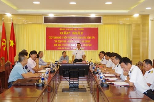 Vùng 2 Hải quân gặp mặt các văn nghệ sĩ đến thâm nhập, sáng tác về đề tài “Bộ đội Cụ Hồ-Người chiến sĩ Hải quân”