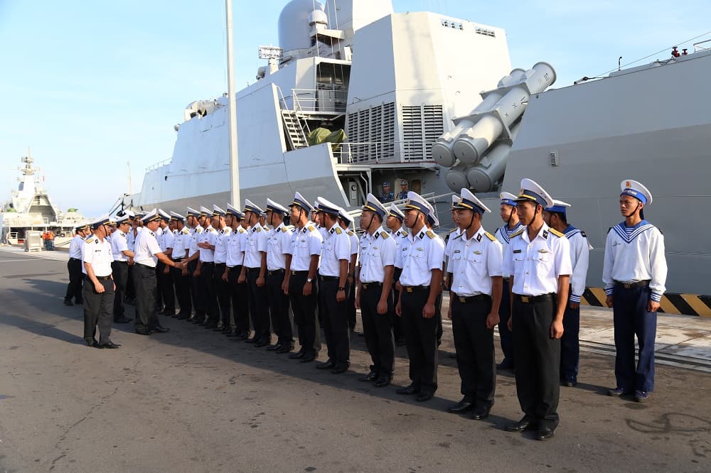 Tàu 012- Lý Thái Tổ và đoàn công tác cập cảng Cam Ranh kết thúc chuyến công tác tại Malaysia và Myanmar