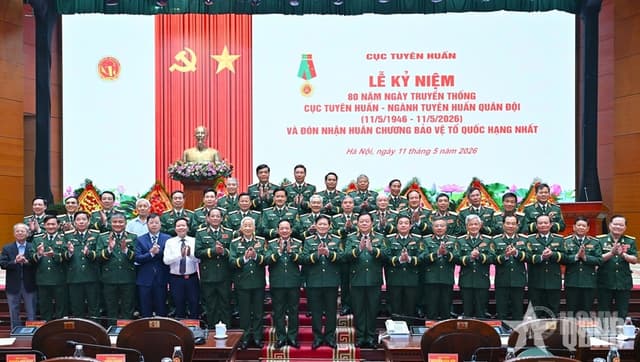 Cục Tuyên huấn kỷ niệm 80 năm Ngày truyền thống và đón nhận Huân chương Bảo vệ Tổ quốc hạng Nhất