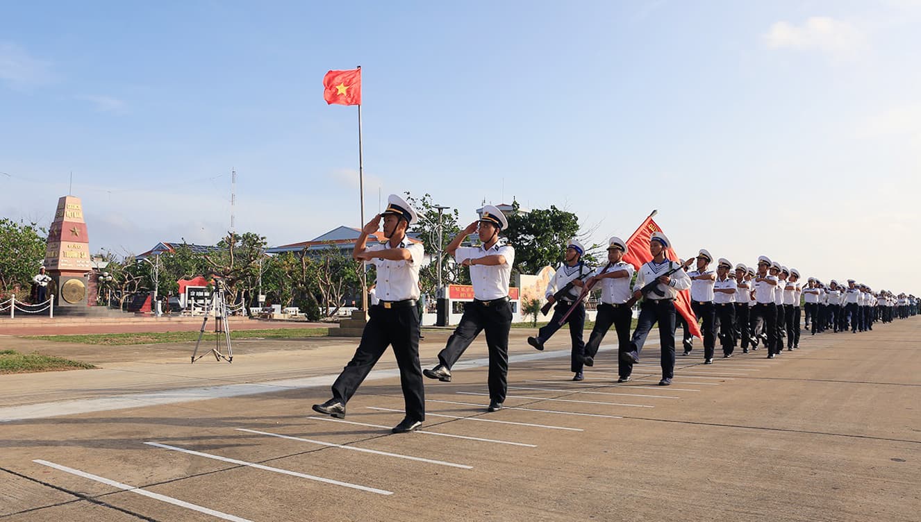 Vùng 4: Nêu cao cảnh giác, SSCĐ bảo vệ vững chắc chủ quyền biển, đảo của Tổ quốc