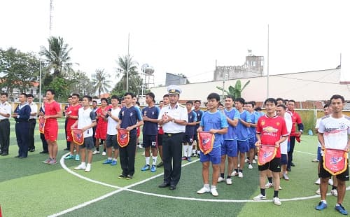 Khai mạc giải bóng đá mini chào mừng kỷ niệm 74 năm Cách mạng tháng Tám và Quốc khánh 2-9
