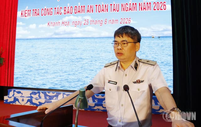 Kiểm tra công tác bảo đảm an toàn đối với Trung đoàn 196