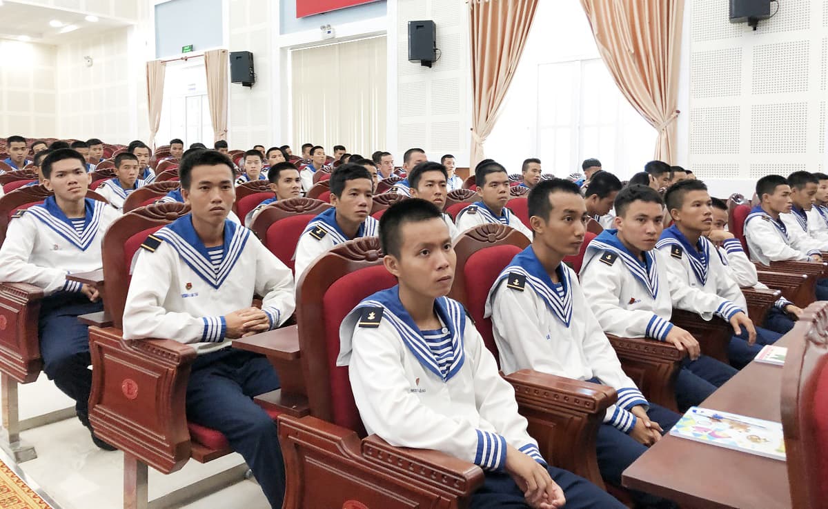 Lữ đoàn 171: Đào tạo 130 hạ sĩ quan, nhân viên chuyên môn kỹ thuật