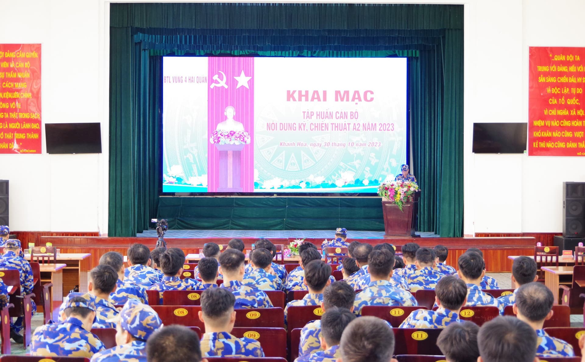 Vùng 4: Tập huấn cán bộ về nội dung kỹ, chiến thuật A2