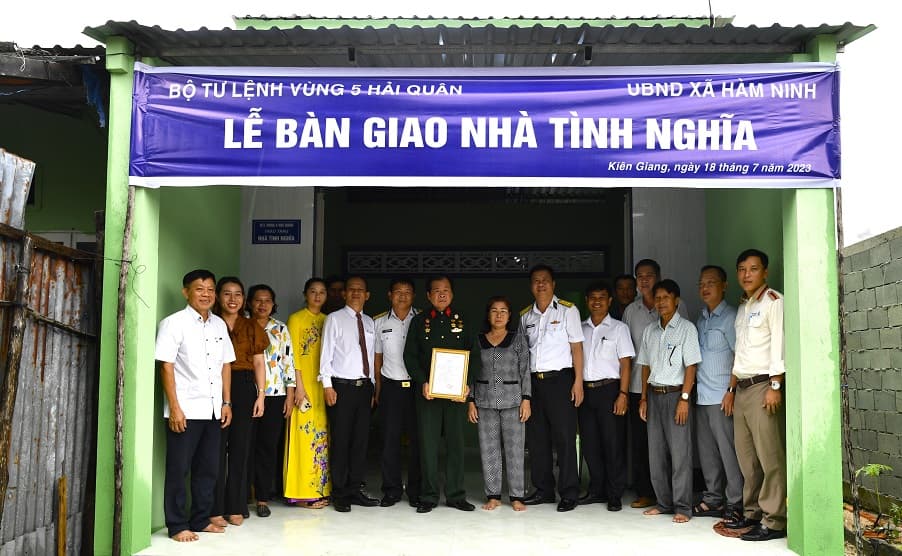 Vùng 5 bàn giao nhà tình nghĩa  tặng gia đình chính sách tại Kiên Giang