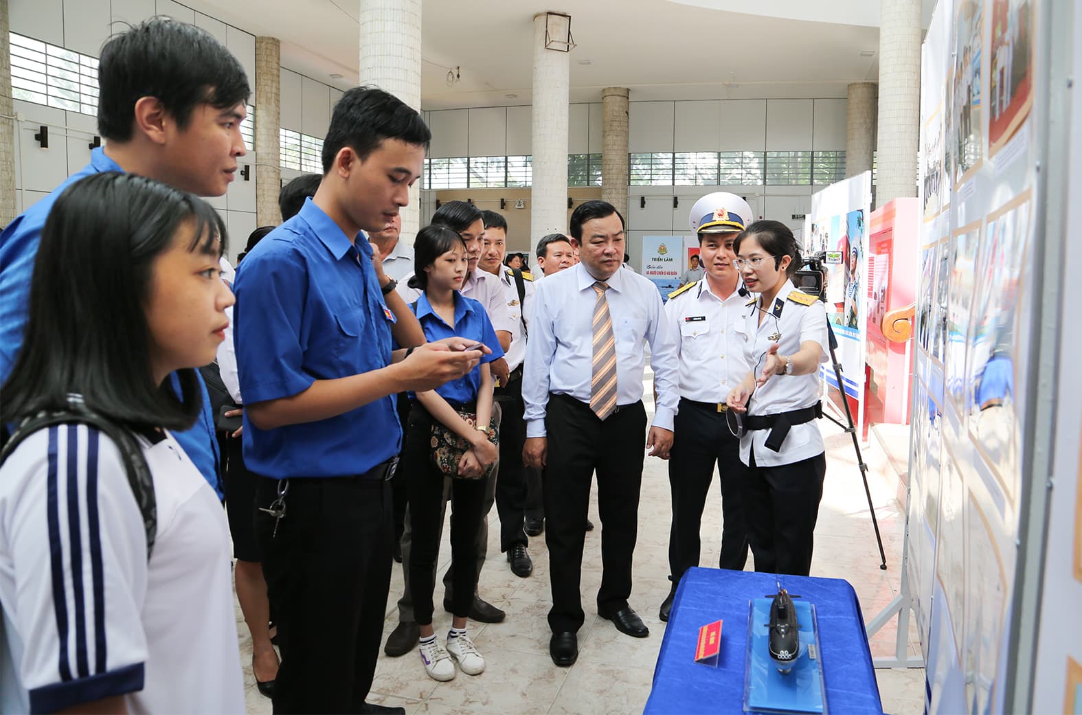 Tây Ninh thắm tình biển đảo