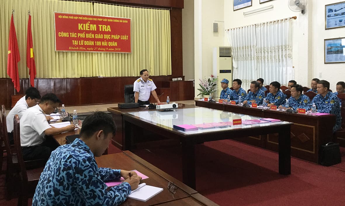 Hội đồng phối hợp phổ biến, giáo dục pháp luật Quân chủng Hải quân: Kiểm tra Trung đoàn 196 và Lữ đoàn 189