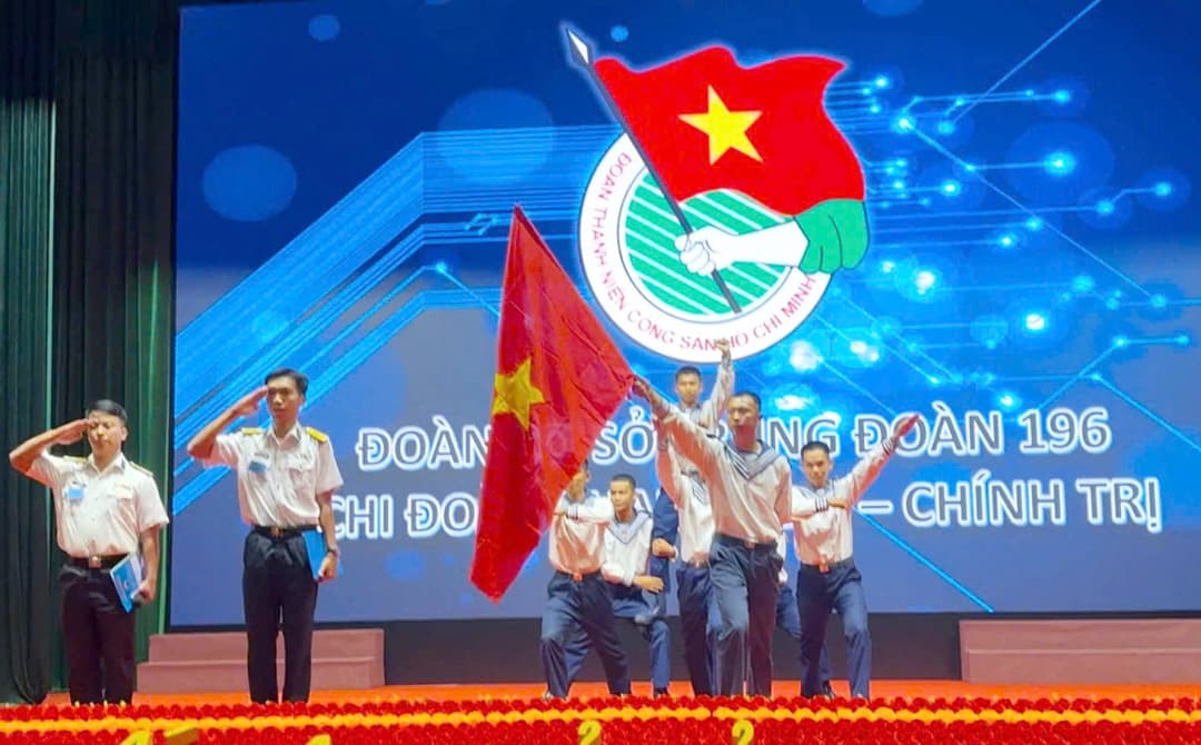 Trung đoàn 196: Hội thi cán bộ đoàn giỏi và tuyên truyền viên trẻ